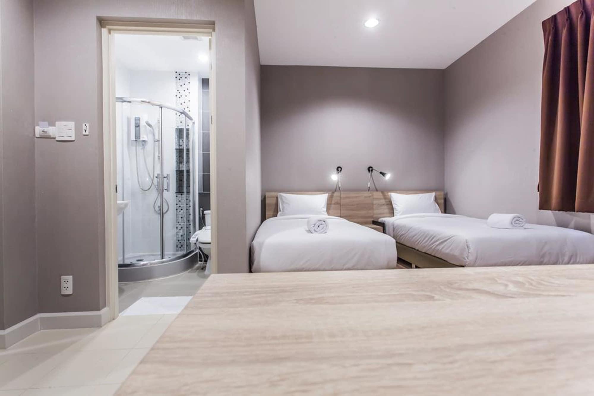 Morino Hotel Si Racha Extérieur photo