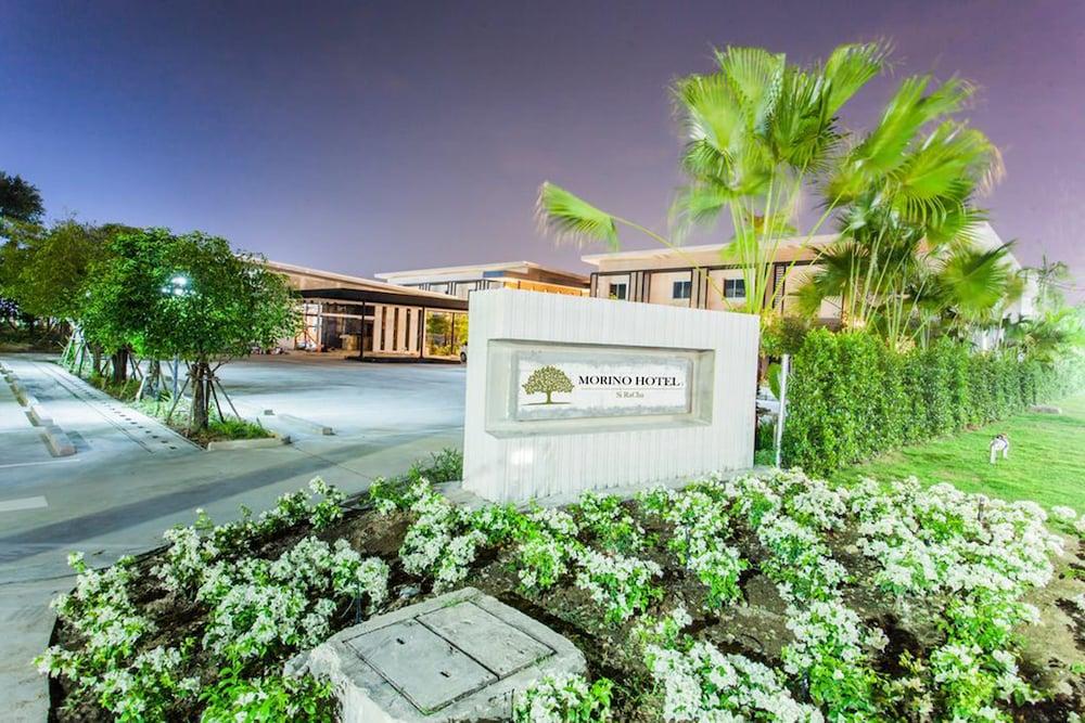 Morino Hotel Si Racha Extérieur photo