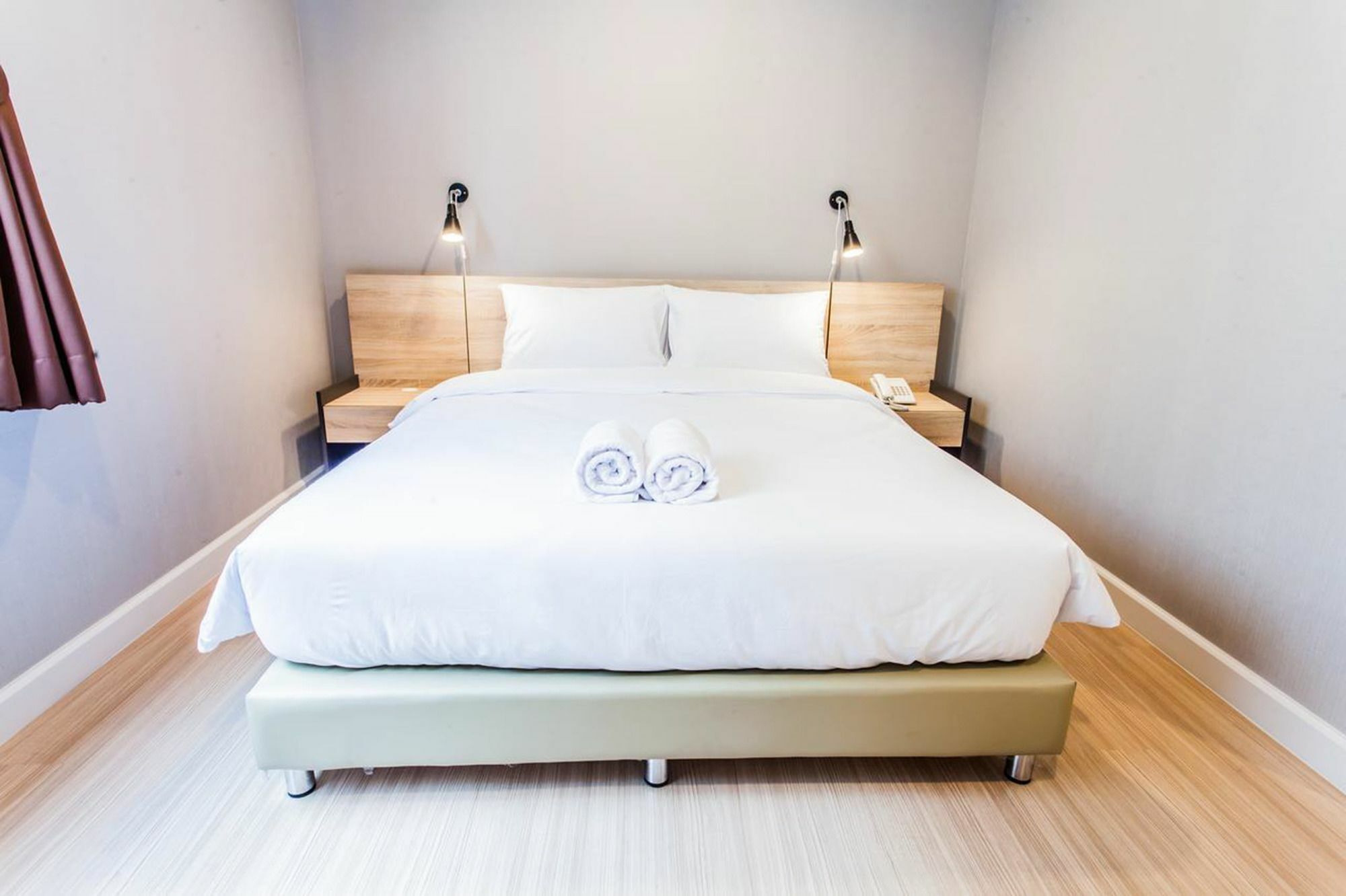 Morino Hotel Si Racha Extérieur photo